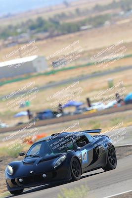 media/Oct-01-2022-Team Topak Racing (Sat) [[f860fb51be]]/5- Beginner/session 3 turn 6/